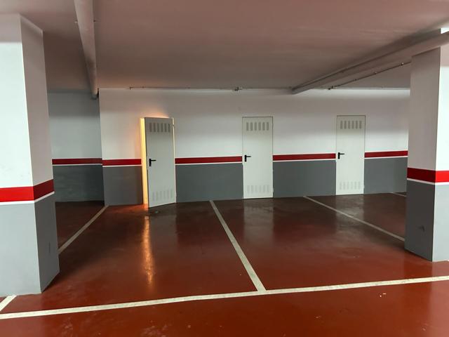 Oportunidad de Inversión: Dos plazas de Parking en el Centro de Tavernes de la Valldigna photo 0