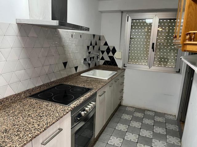 OCASIÓN PISO REFORMADO CON 2 PLAZAS DE GARAJE photo 0