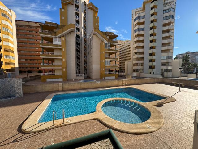 APARTAMENTO SEMINUEVO CON GRAN TERRAZA Y PISCINA photo 0