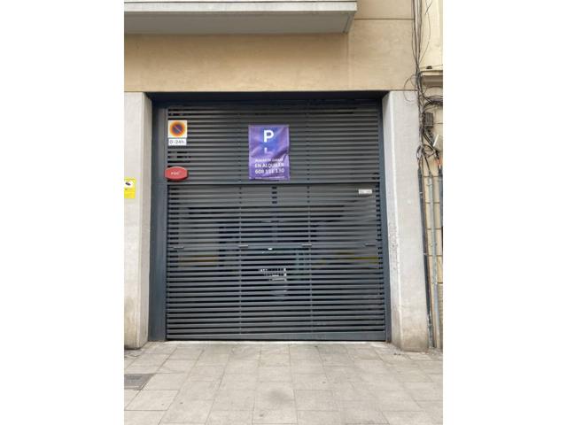 Plaza de parking en Calle Ramon y Cajal 69 -1 photo 0