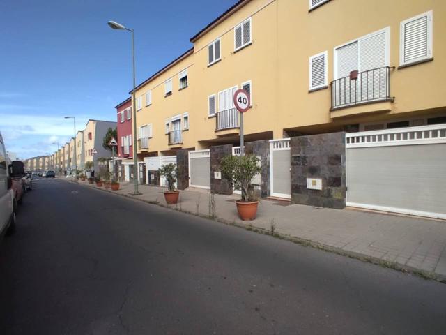 Casa adosada en alquiler en Tamaraceite-San Lorenzo-Casa Ayala photo 0