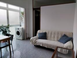 Apartamento en alquiler en Puerto Canteras photo 0