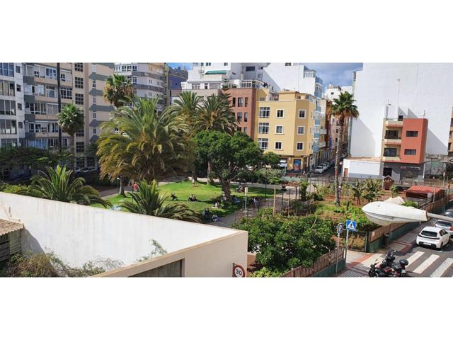 Piso en venta en Puerto Canteras photo 0