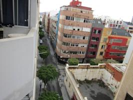 Piso en venta en Puerto Canteras photo 0