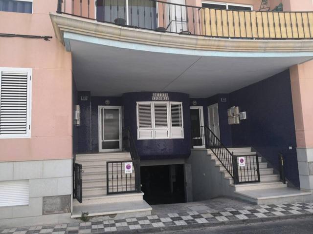 Piso en venta en Arinaga photo 0