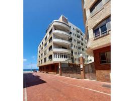Piso en venta en Puerto Canteras photo 0