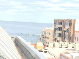Atico en alquiler en Puerto Canteras photo 0