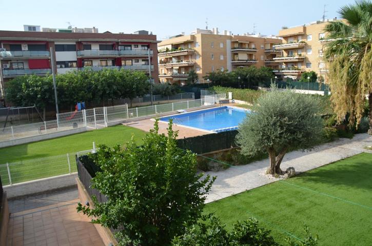 🌞 Espacioso piso con gran terraza, piscina y parking en Cunit 🌊 photo 0