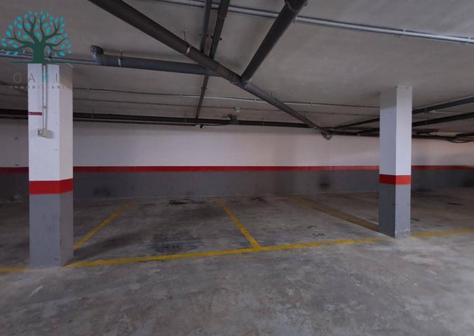 PLAZA DE PARKING CERCA DEL CENTRO photo 0
