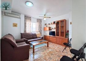 APARTAMENTO EN SEGUNDA LÍNEA DE PASEO MARÍTIMO photo 0
