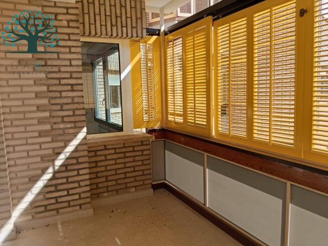 PISO REFORMADO CON 2 GARAJES EN EL CENTRO DE MURCIA photo 0