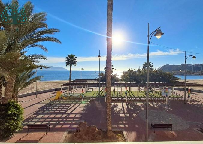 ESPECTACULAR PISO DOBLE CON DOS PLAZAS DE GARAJE EN PRIMERA LÍNEA photo 0