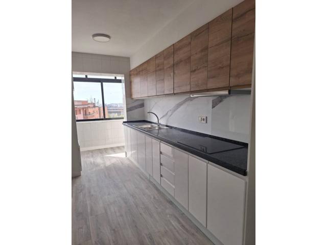 Precioso piso en venta, como nuevo, totalmente reformado, para entrar a vivir, en una buena y céntrica zona de Torrefort photo 0