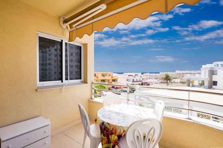 VENTA APARTAMENTO REFORMADO EN PLAYA PARAISO photo 0