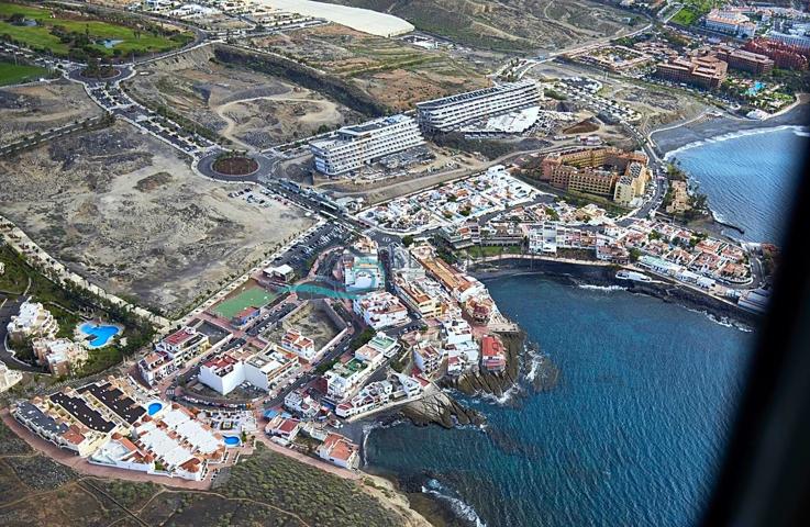 EXCLUSIVA PARCELA URBANA PAR PRYECTO RESIDENCIAL EN LA CALETA photo 0