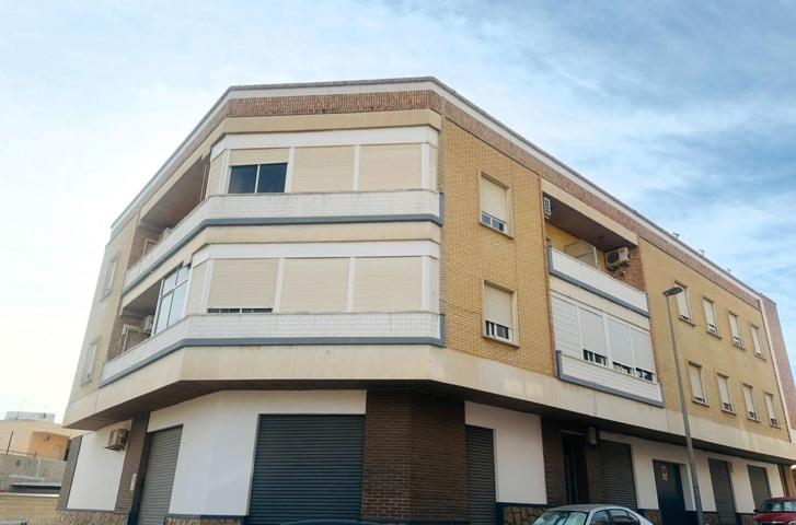 ESTUPENDO PISO + COCHERA EN EL BARRIO DE LA CONCEPCIÓN photo 0