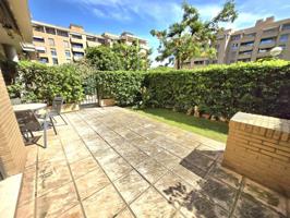 VIVIENDA DE ENSUEÑO CON JARDÍN Y PISCINA COMUNITARIA... photo 0