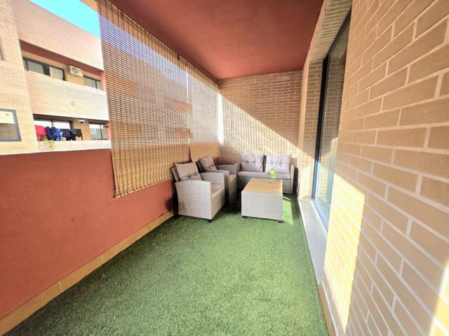 🏡 Fantástico piso con dos plazas de garaje y terraza en Alginet photo 0