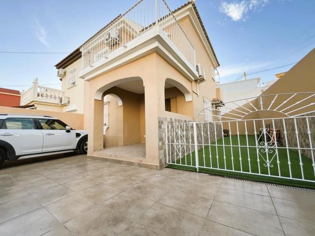 Chalet pareado en Puerto de la Torre photo 0