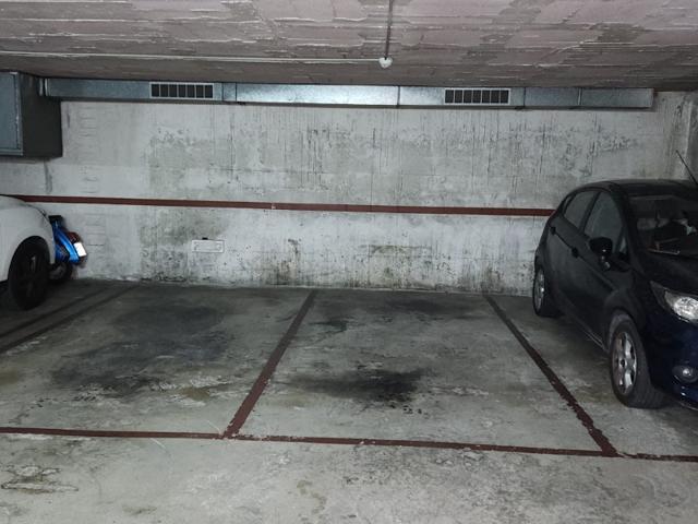 Parking Subterráneo En venta en Barcelona photo 0