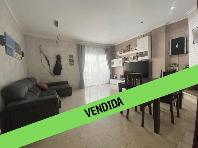 Triplex En venta en Centro Urbano 59, La Roca Del Valles photo 0