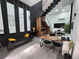 Se vende moderna casa reformada en Centro de Almería photo 0