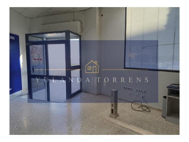 Local En venta en Alcalá De Guadaira photo 0