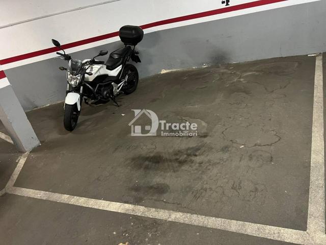 Parking en venta en Centre photo 0