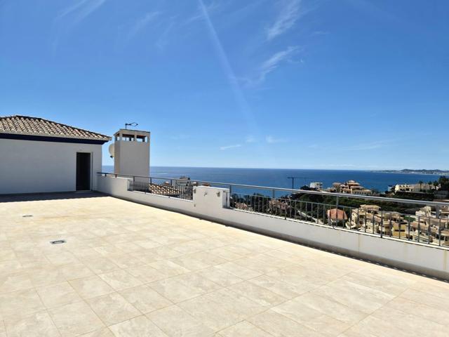TORREQUEBRADA - ÁTICO CON VISTAS PANORÁMICAS AL MAR _ 3 dormitorios, 3 baños - GARAJE - TRASTERO photo 0
