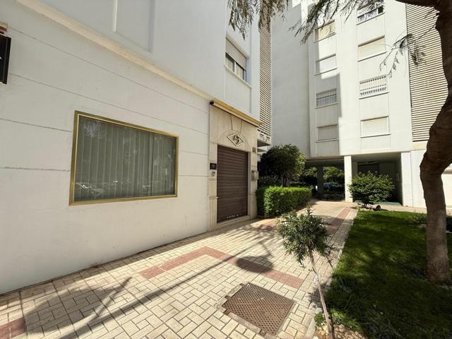 SE ALQUILA OFICINA A PIE DE CALLE EN ZONA MIRAMAR, FUENGIROLA photo 0
