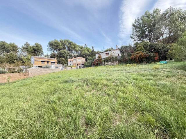 Venta de parcela la Urbanización el Serrat en Castellnou de Bages photo 0