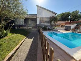 Casa con piscina en la Urb. El Calvet de Sant Salvador de Guardiola photo 0