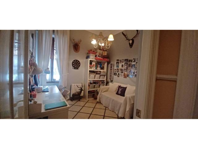 Piso en venta en Arrancapins(46007) photo 0