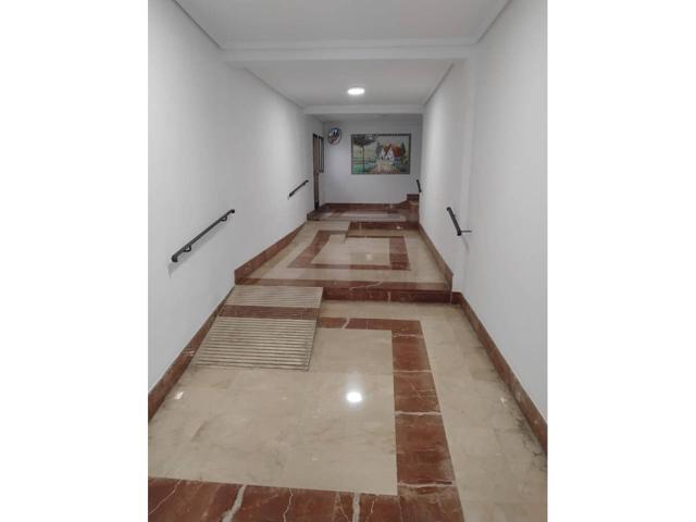 Piso en venta en La Seu(46003) photo 0