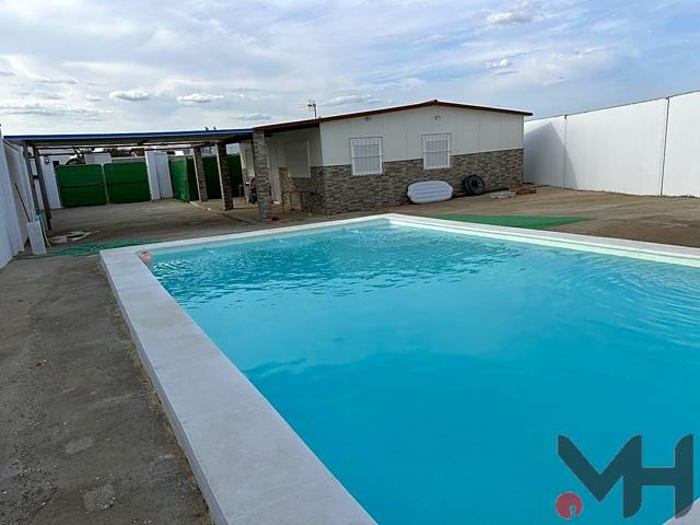 Preciosa parcela de 500Mt2 con Casa con piscina en zona &quot;Rustica&quot; y urb. privada. photo 0
