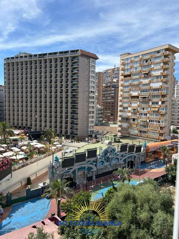 Piso En venta en Avenida Del Mediterraneo, Benidorm photo 0