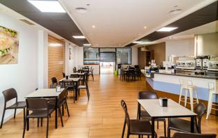 Industrial En venta en Pol alameda photo 0