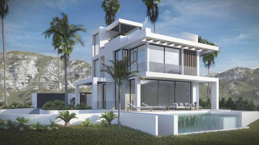 Villa En venta en Estepona photo 0