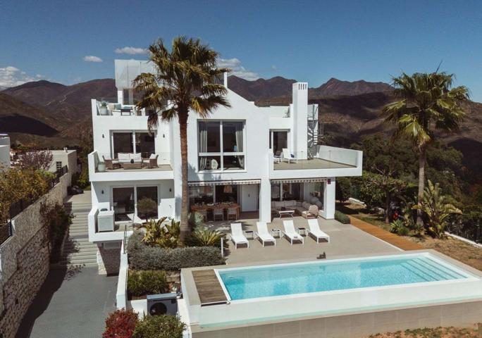 Villa En venta en Ojén photo 0