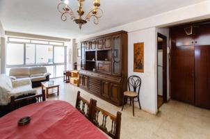 Piso En venta en Calle Cristobal De Virués. , Málagaciudad Jardín | Ciudad Jardín, Ciudad Jardín, Málaga photo 0