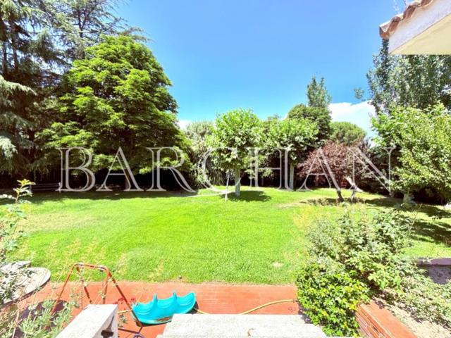 Villa En venta en Boadilla Del Monte photo 0