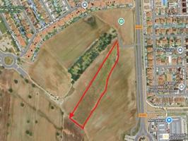 Terreno Urbanizable En venta en Villanueva De La Cañada photo 0