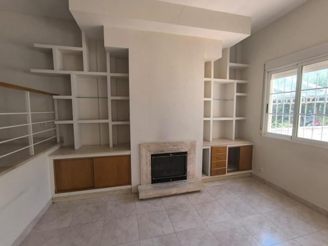 ADOSADO EN BENIRREDRA (VALENCIA) photo 0