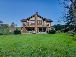 Exclusivo Chalet de Estilo Tudor en Santibáñez, Cabezón de la Sal, Cantabria photo 0