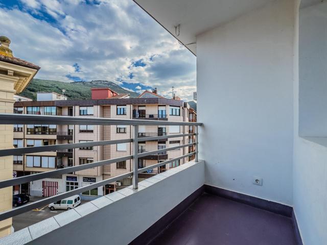 Piso en Santoña photo 0