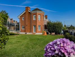 CHALET CON PARCELA EN IGOLLO DE CAMARGO photo 0