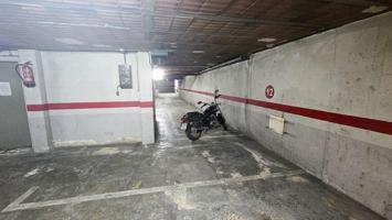 Parking En venta en Centro, Figueres photo 0