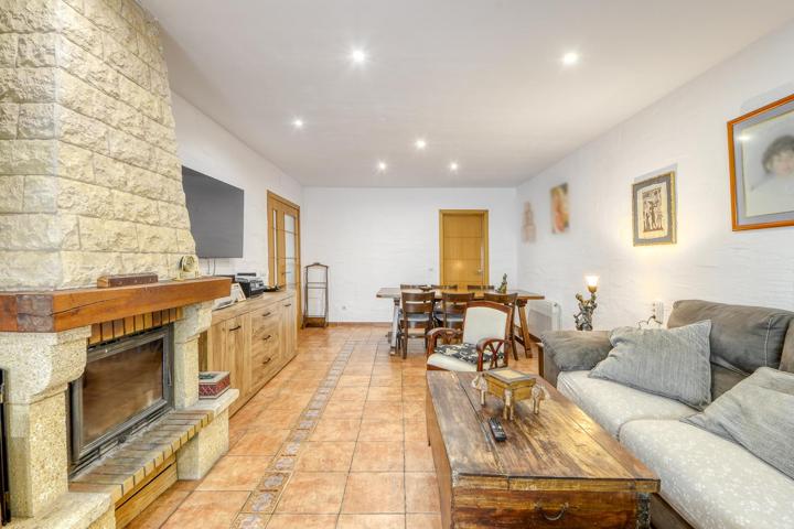 Casa En venta en Pirineo De Girona, El Far D'Emporda photo 0