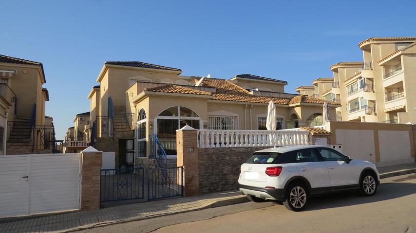 Casa En venta en Urbanización Perla Del Mar, Orihuela photo 0