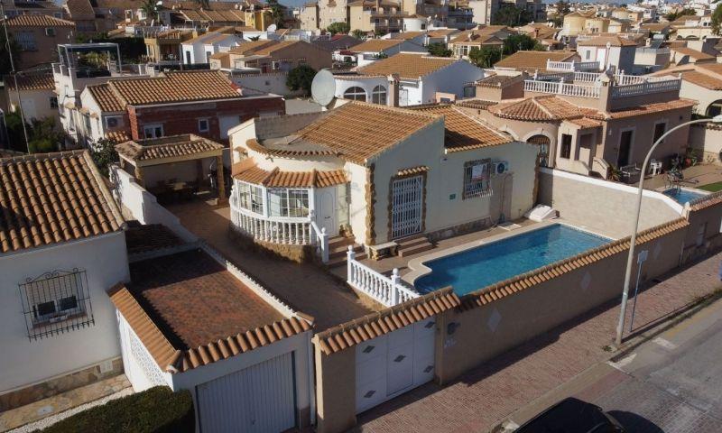 Casa En venta en Los Almendros-La Florida, Orihuela Costa photo 0